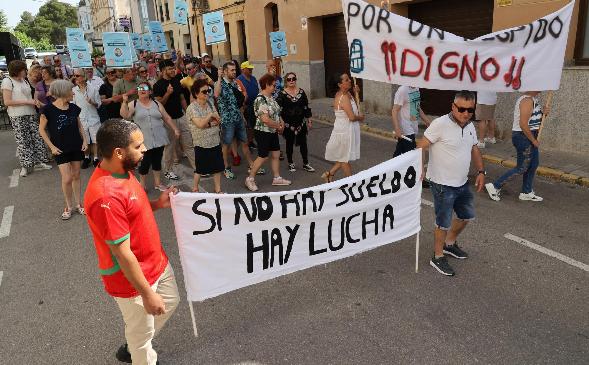 Manifestación de los trabajadores de Belda Llorens en Banyeres