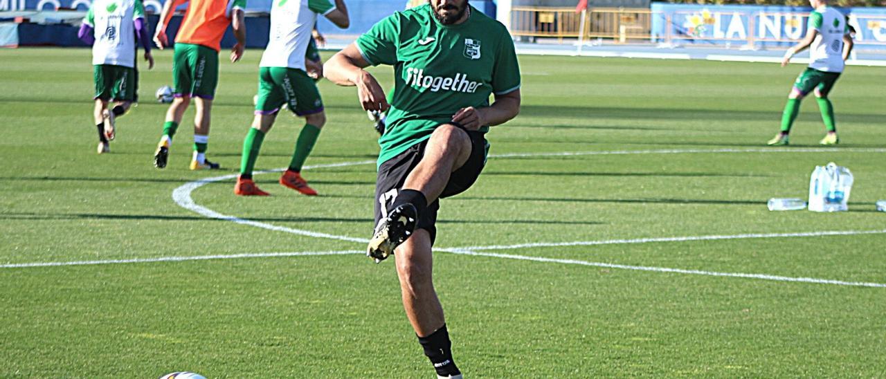 Moisés García, durante un entrenamiento en La Nucía.