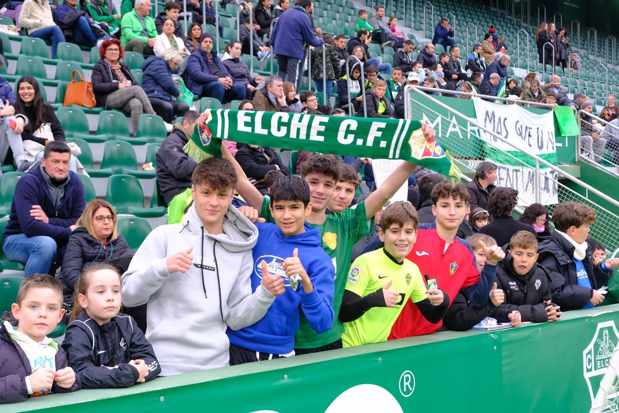 Así ha sido la sesión de entrenamiento abierta con entrada solidaria del Elche CF