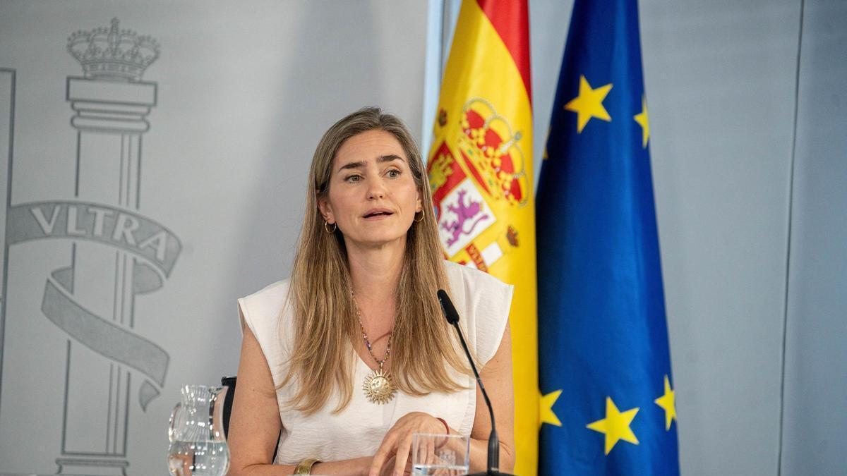 Aagesen anuncia ayudas de 80 millones para municipios afectados por los incendios
