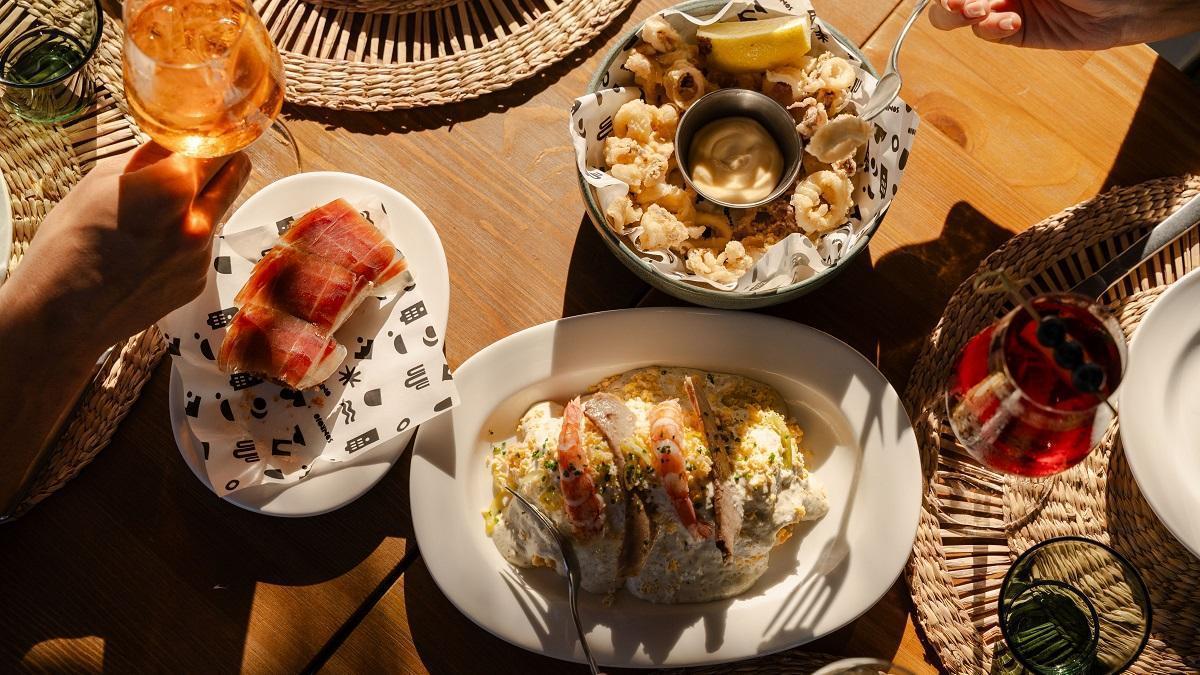 El jueves, el chiringuito se transformará para ofrecer una experiencia que va más allá de una cena tradicional.