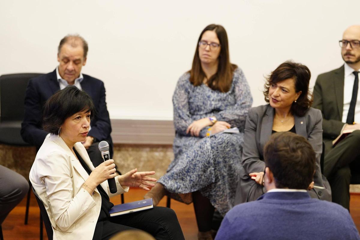 European Bridges: 'Simplificación administrativa y competitividad europea'. En la foto, toma la palabra la directora de Justicia y Consumo de la Comisión Europea, Ana Gallego.