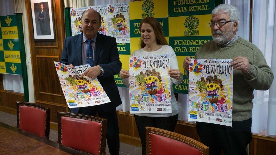 Feliciano Ferrero, Flore Guerrero y Antonio Amigo presentan el carnaval