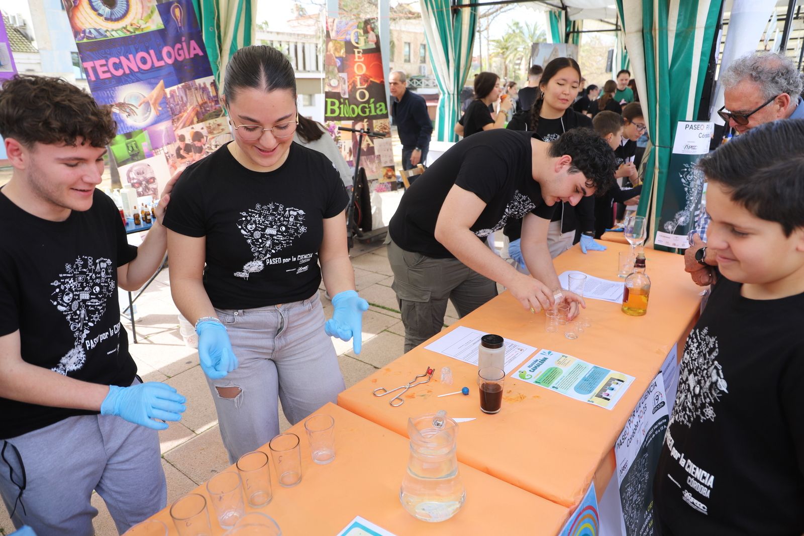 Córdoba se da un "Paseo por la ciencia"