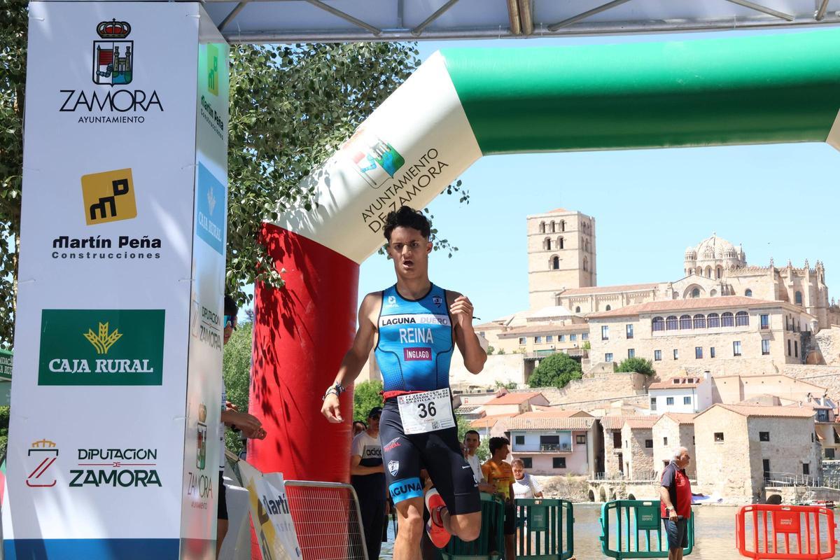 Los mejores imágenes del Campeonato Regional Juvenil de Sprint en el Triatlón Ciudad de Zamora