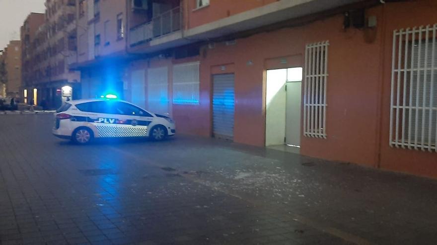 Herido muy grave un niño de 5 años en València al caerle en la cabeza una ventana por el viento