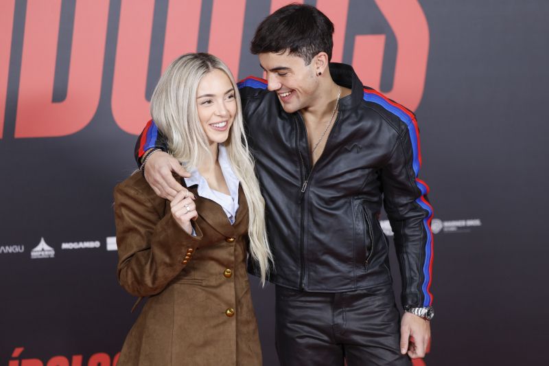 Óscar Casas presenta su nueva peli junto a Ana Mena