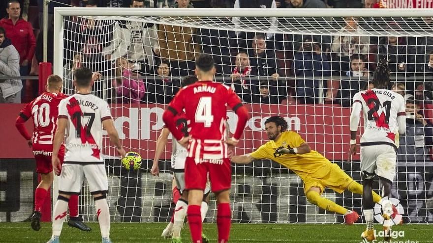 Samu Saiz marca el segundo gol del Girona.