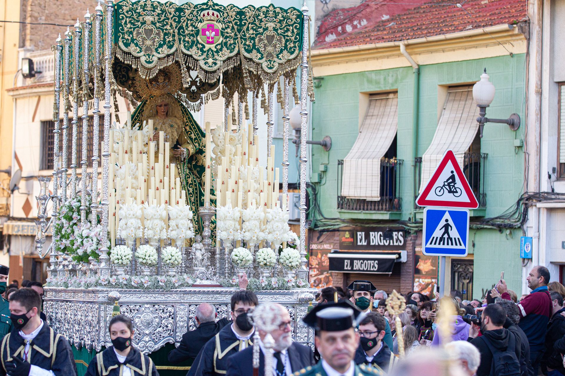 Cuatro Hermandades procesionan la tarde del Domingo de Ramos en Alicante