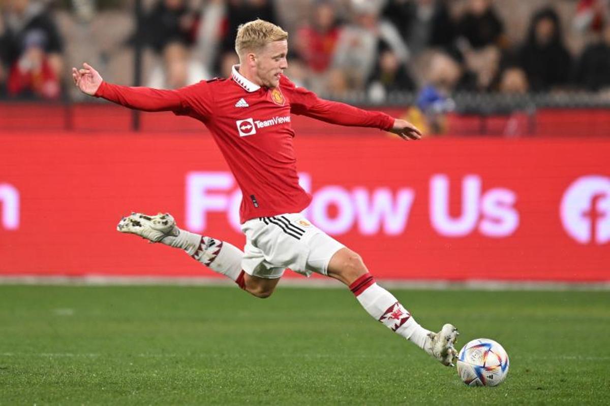 Donny Van de Beek: No se ha adaptado al club y las lesiones le han lastrado Donny Van de Beek: No se ha adaptado al club y las lesiones le han lastrado