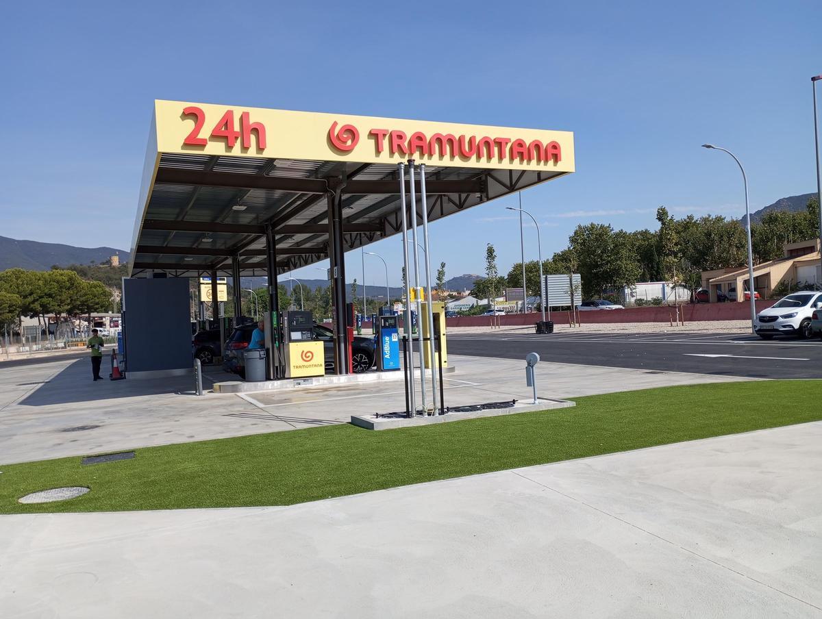 L'estació de servei que el Grup Tramuntana té a la Jonquera.