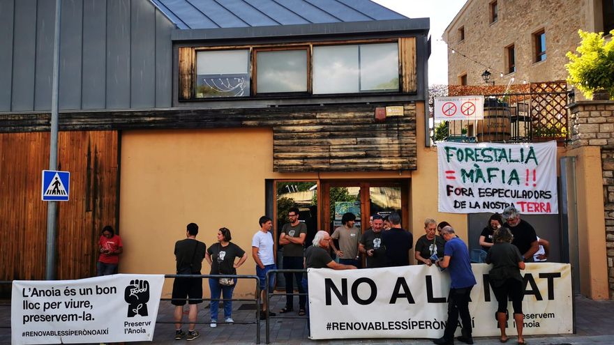 Entitats de l&#039;Anoia protesten contra un nou parc eòlic de Forestàlia a Copons