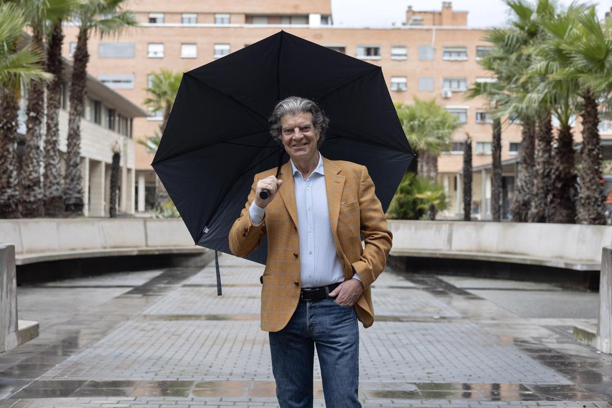 Juan Bolea cambia de registro en 'Casa de indianos'.