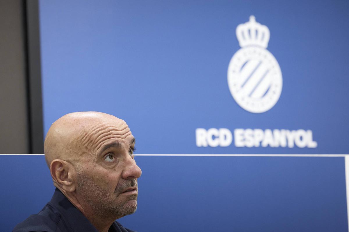 Monchi, director general deportivo del RCD Espanyol, atiende a SPORT