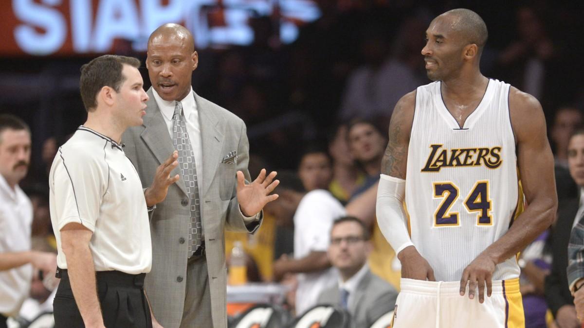 Byron Scott, junto a Kobe Bryant