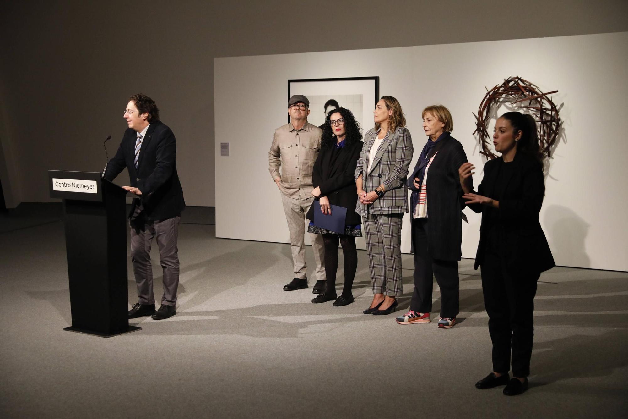 EN IMÁGENES: Así fue la inauguración de la exposición "Arte y espiritualidad" del Centro Niemeyer