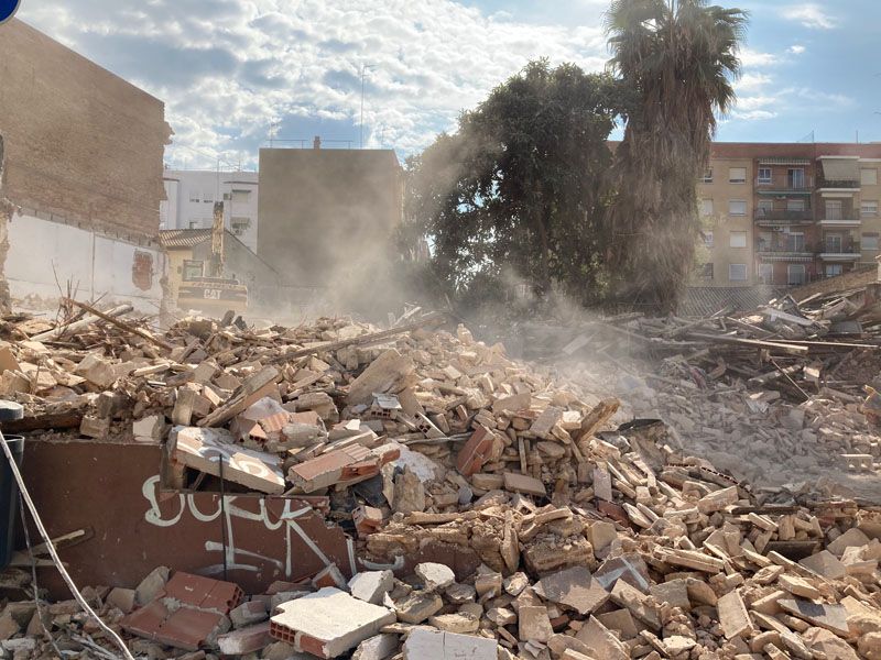 Las obras de Orriols derriban el histórico restaurante Casa Balaguer