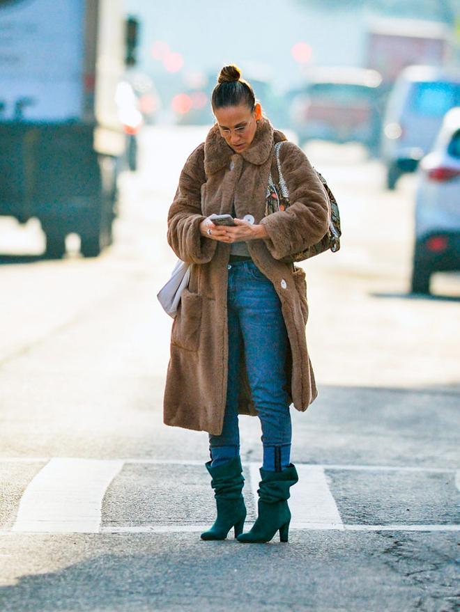 Sarah Jessica Parker con look de invierno en Nueva York