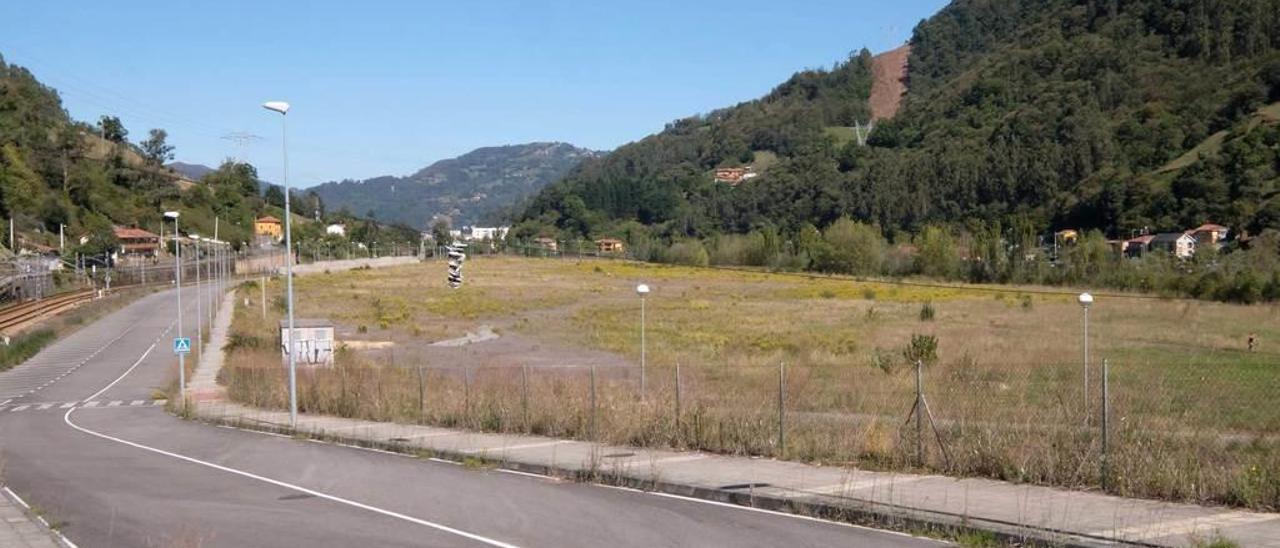 Área industrial de Reicastro, en Mieres, sin ninguna empresa.