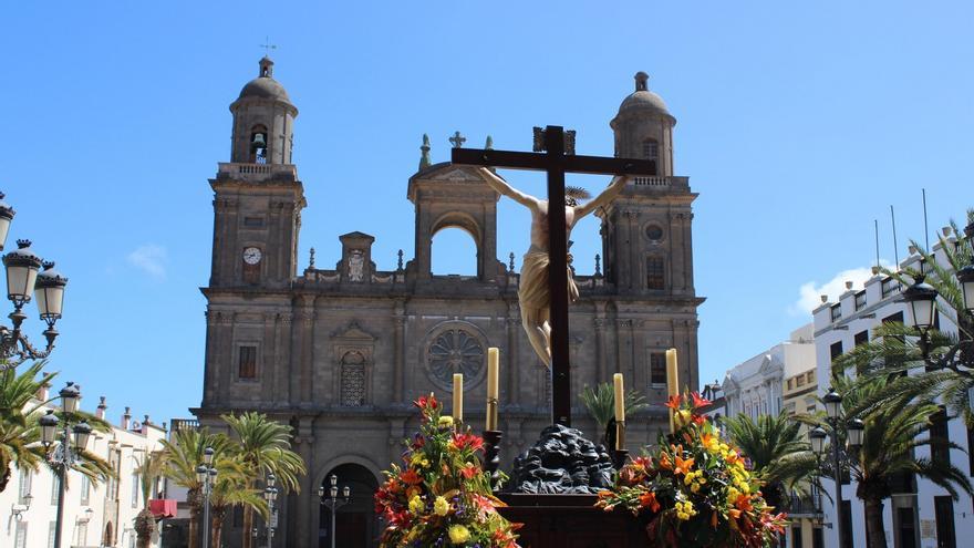 La procesión de &#039;Las Mantillas&#039; en Las Palmas de Gran Canaria, en imágenes