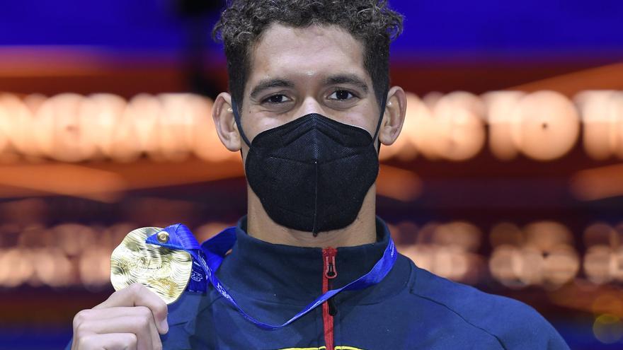 Hugo González se cuelga un oro y una plata en solo una hora en el Europeo