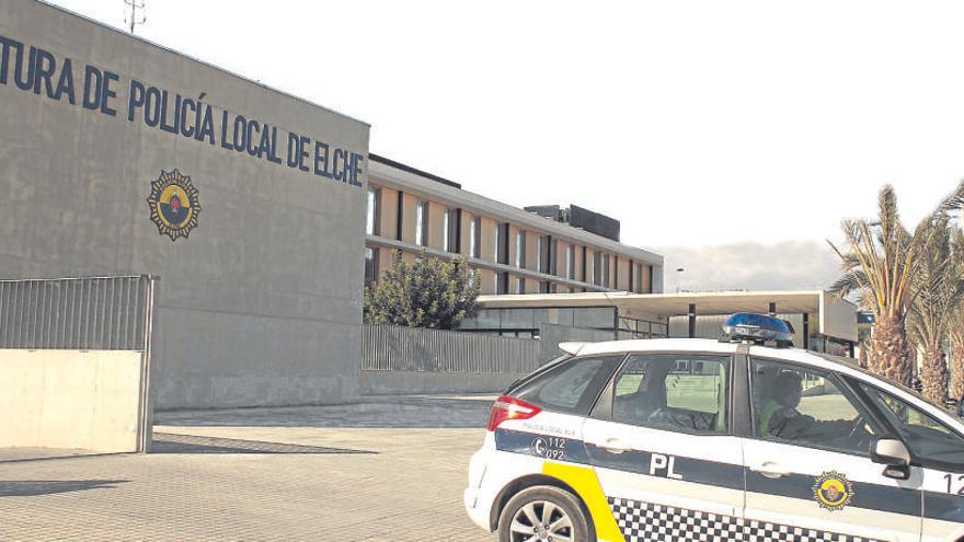 La Jefatura de la Policía Local de Elche, en una imagen de archivo