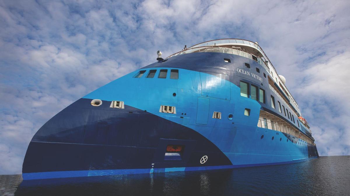 Ocean Victory by Alma Cruceros.