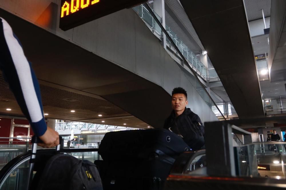 El equipo de fútbol de Wuhan aterriza en Málaga