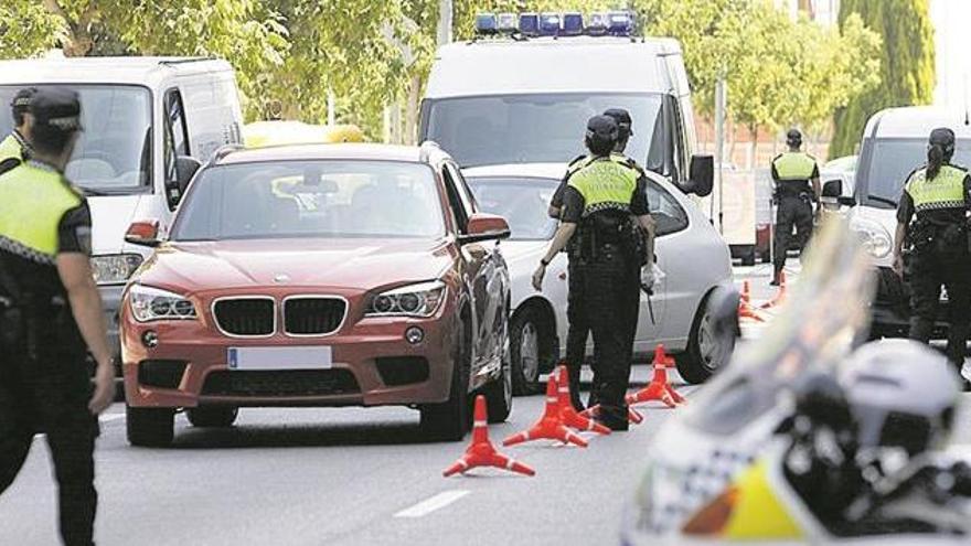 Un conductor reincidente da positivo en cocaína y cuadruplica en alcohol