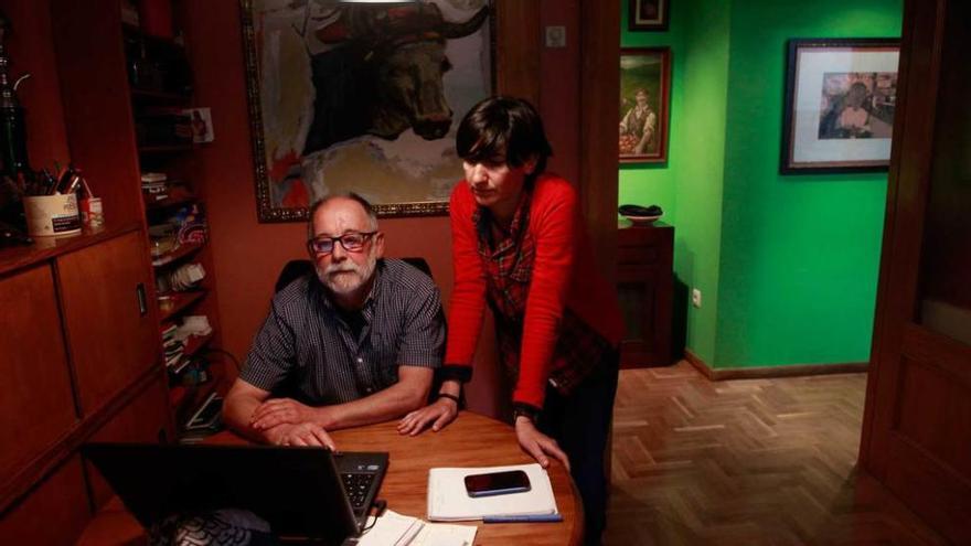 Cristina y Julio López, familiares de los asturianos desaparecidos.