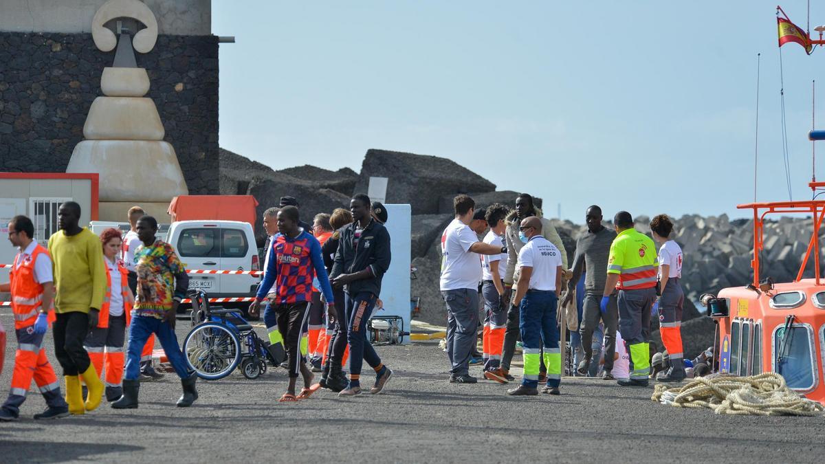 Migrantes llegados este jueves a Canarias.