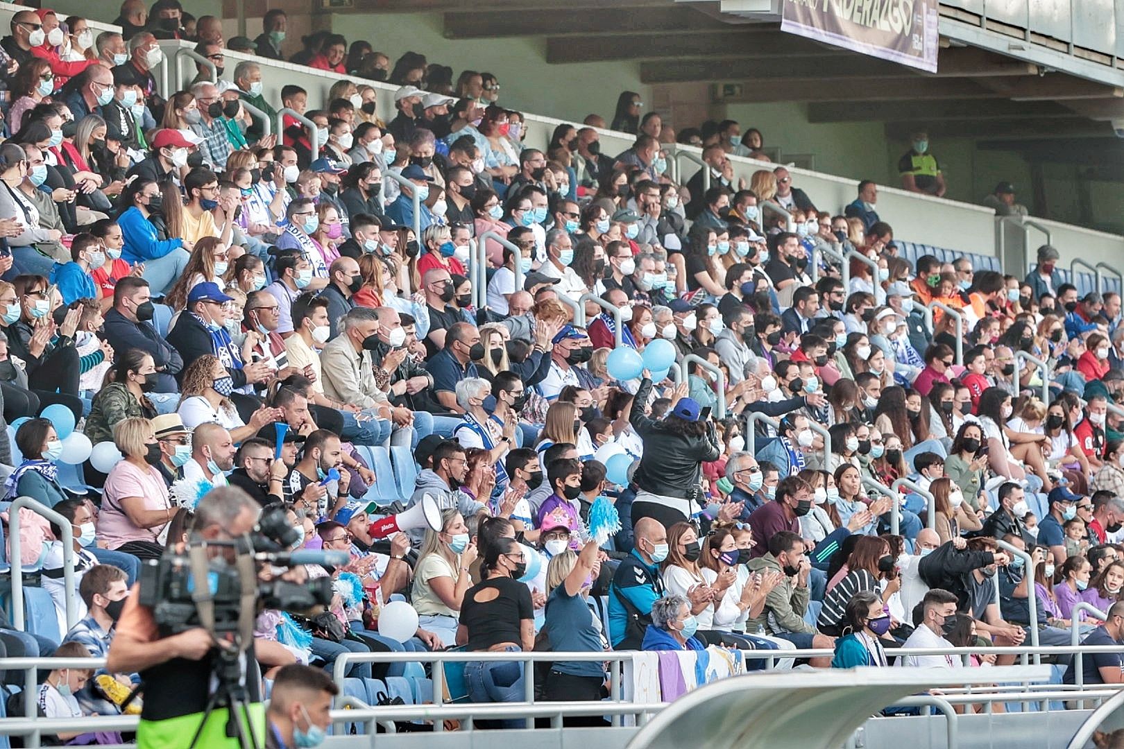 Partido futbol UDG Tenerife-Sevilla de Primera Iberdrola liga femenina