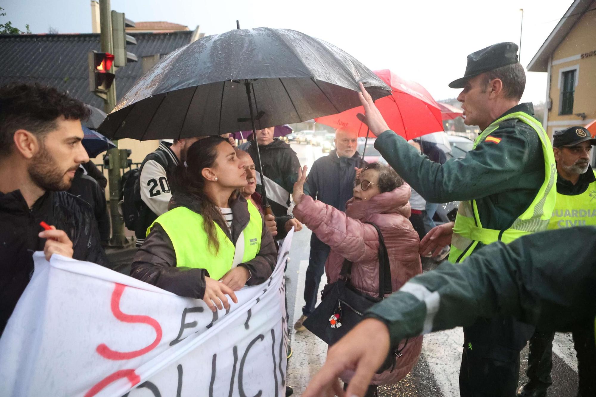 Protesta en O Temple pidiendo más pistas y parques