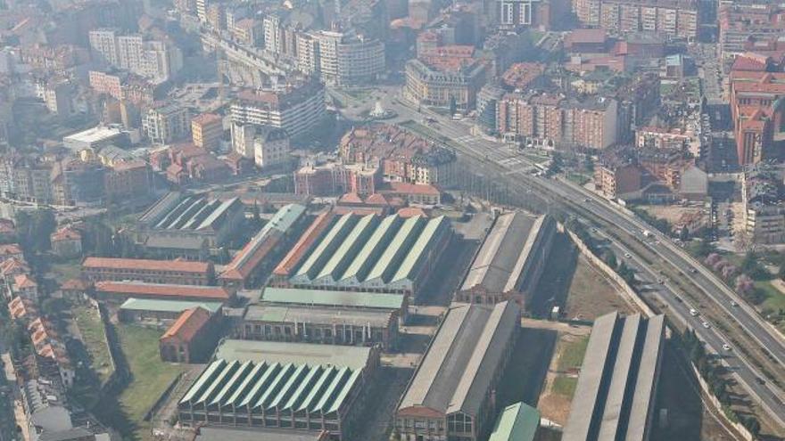 Una vista aérea de la Fábrica de La Vega, en la salida norte de la ciudad. | archivo