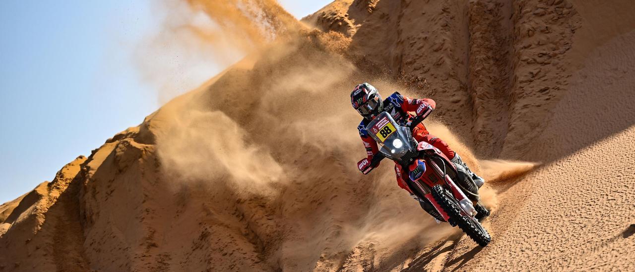 Joan Barreda, en acción, durante las dunas del Dakar.