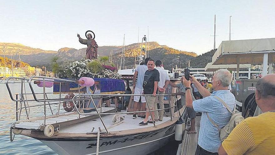 Sant Pere vuelve a navegar