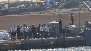 Almenys 20 migrants morts en un naufragi davant Lampedusa