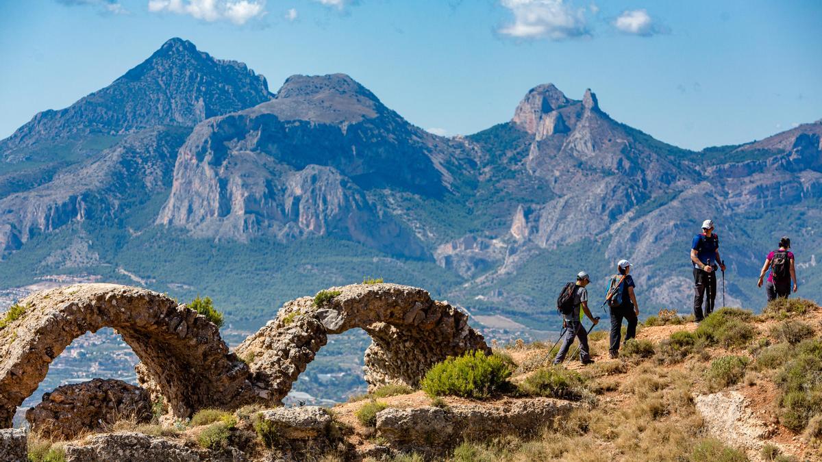 En cada rincón del interior se descubren auténticas joyas del patrimonio natural y cultural.