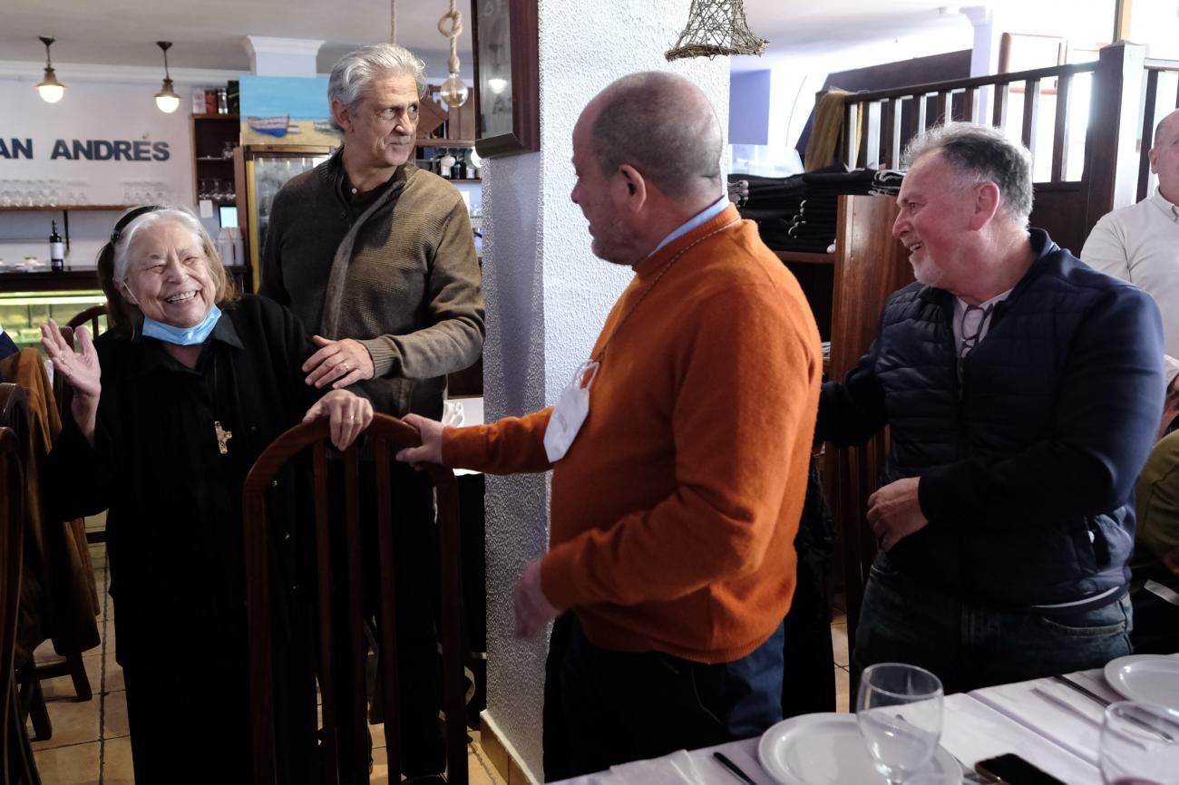 Reencuentro de alumnos del instituto Alonso Quesada