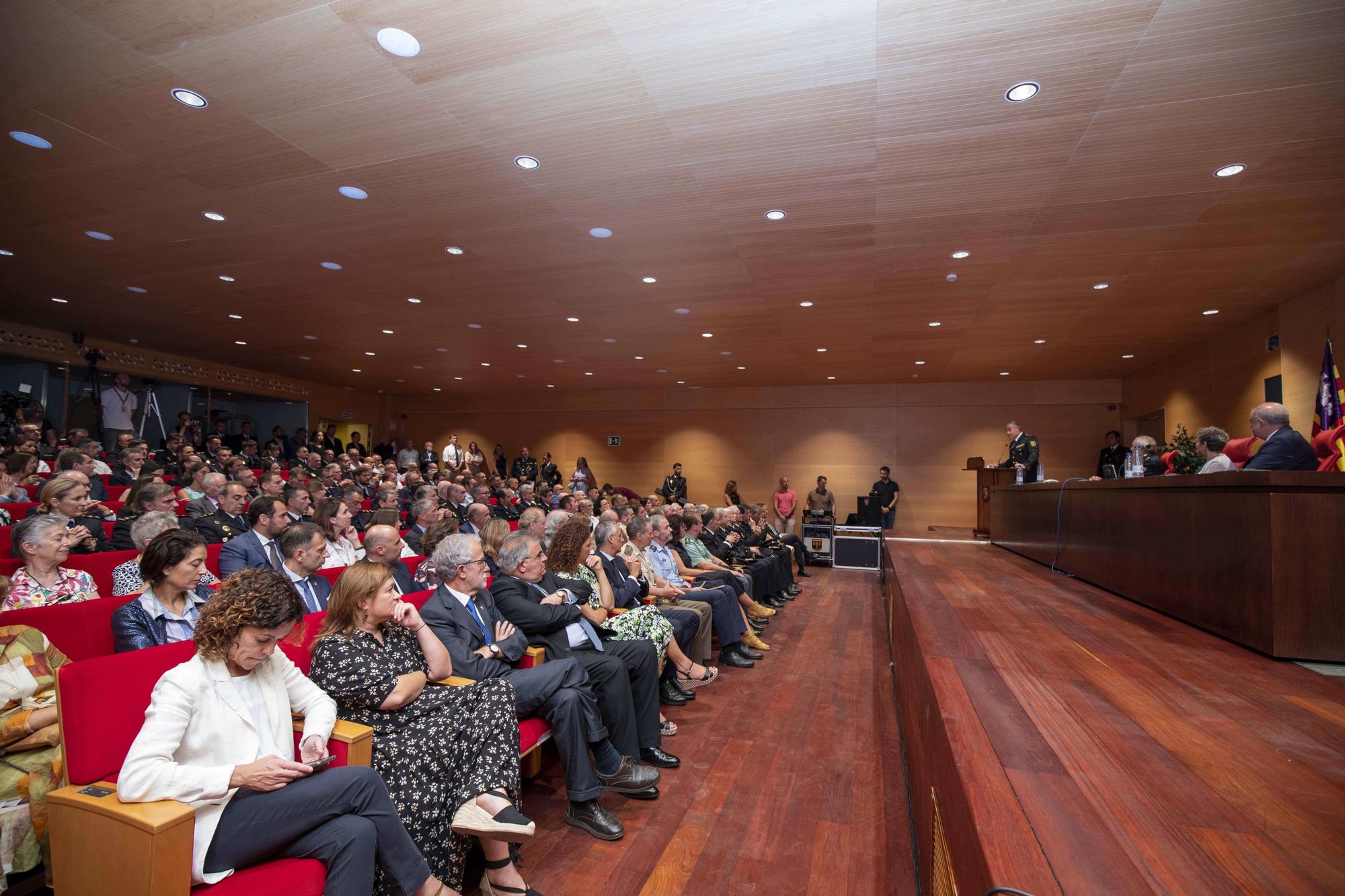 El comisario José Luis Santafé toma posesión del cargo de jefe superior de Policía de Baleares