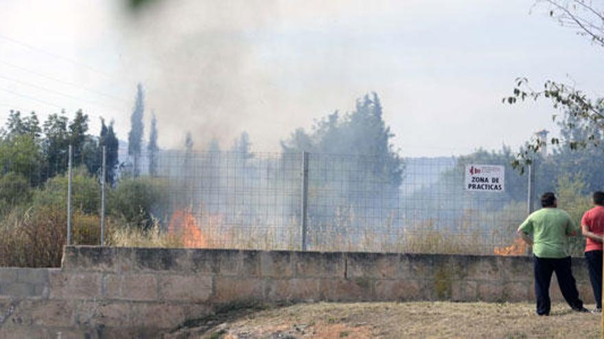 El incendio declarado entre Can Valero y Son Roca.