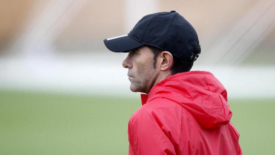 Marcelino está muy contento con el césped de Mestalla y Paterna.