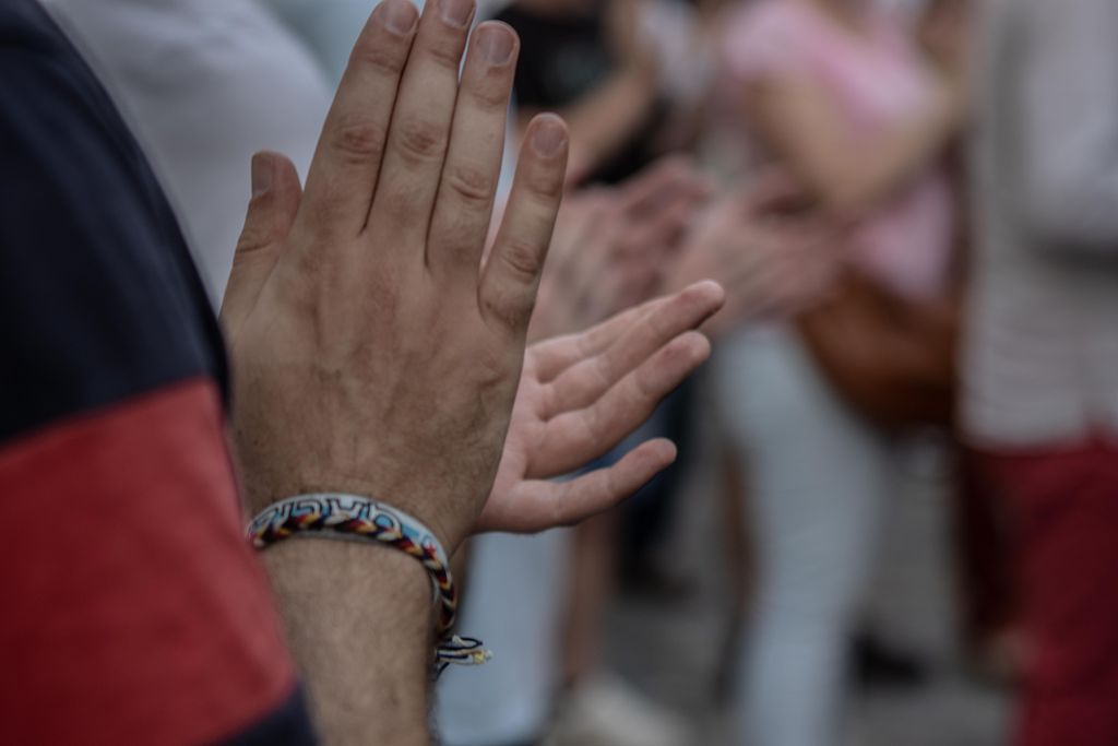 Concentración en Cartagena para pedir justicia por el asesinato homófobo cometido en Galicia