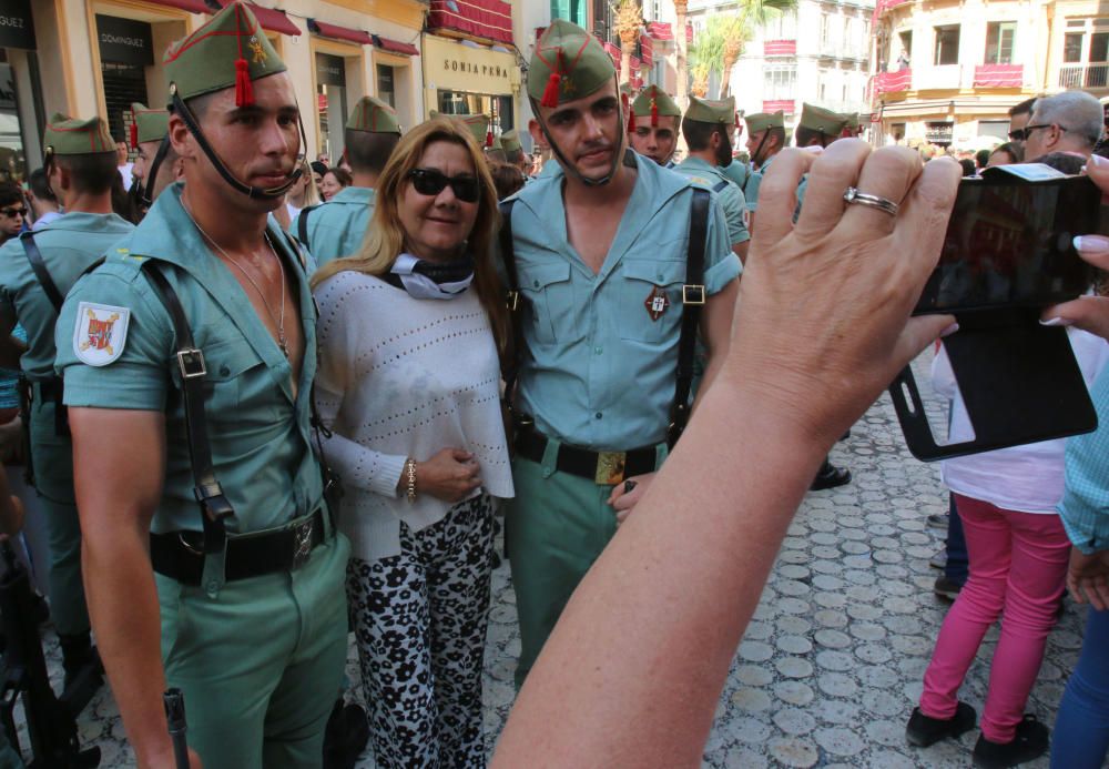 El paso del tercio de la Legión, tras desembarcar en el puerto, camino de la Explanada de Santo Domingo