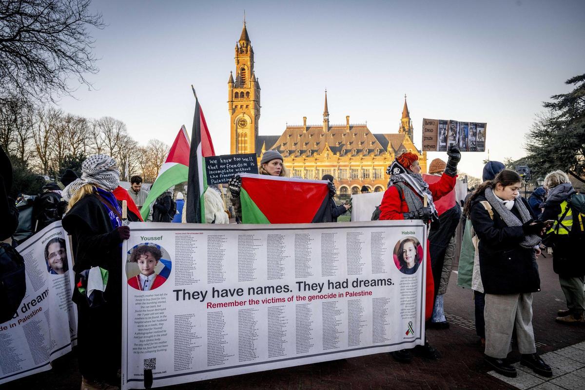 Sudáfrica sienta a Israel en el tribunal de la Haya por genocidio en Gaza