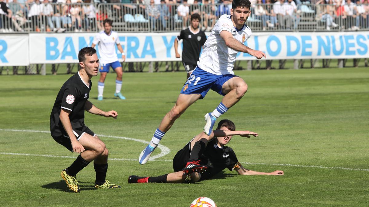 Puche, durante el partido del ascenso frente al Giner.