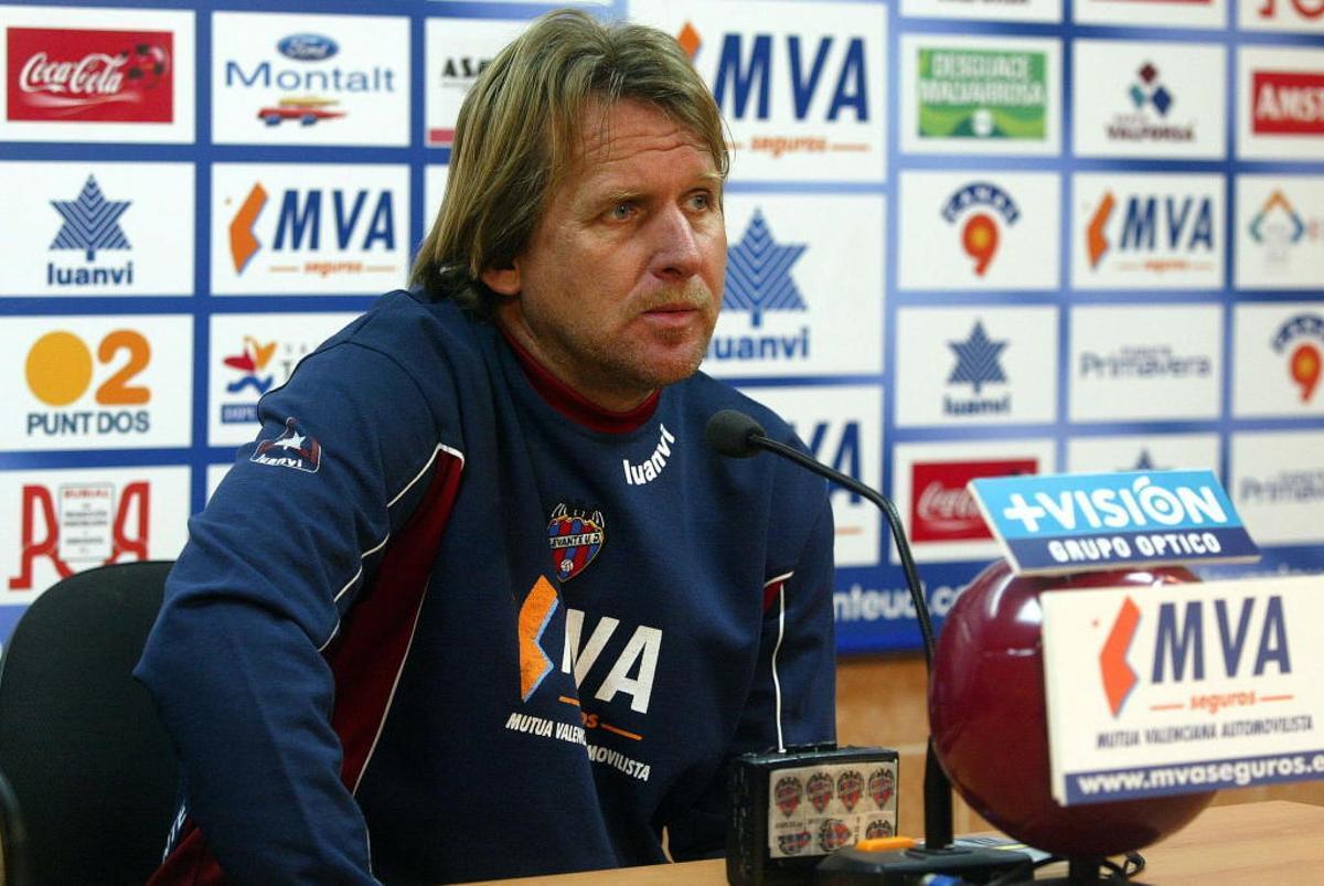 Schuster, en Orriols.