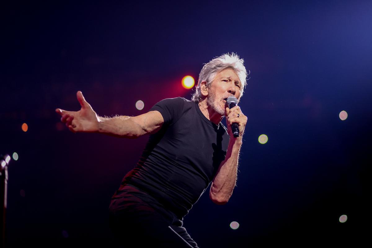 Roger Waters puso en pie al Wizink Center con más de dos horas de rock en directo.