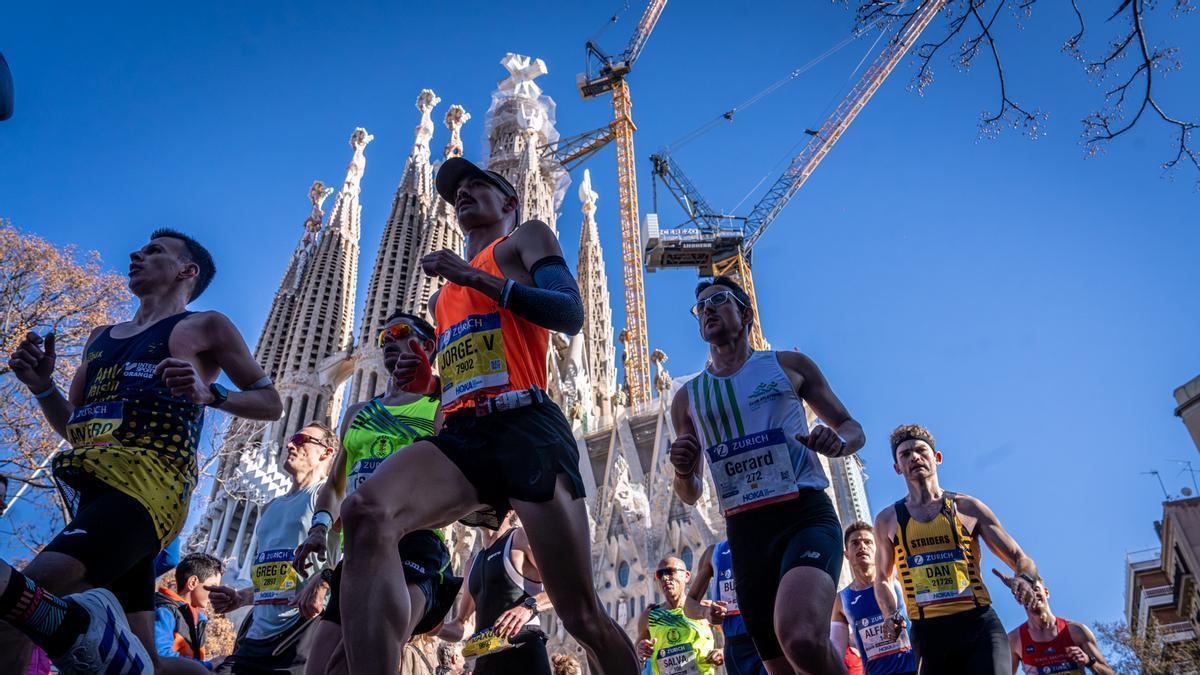 Zurich Marató Barcelona 2026: búscate en nuestra galería de imágenes