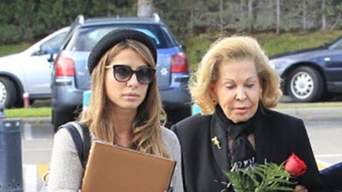 Elena Tablada y su abuela Elena